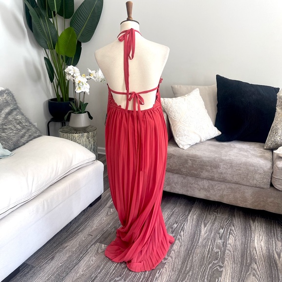 Lulus coral backless dress - Picture 3 of 3